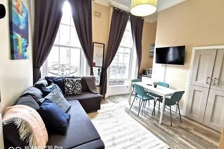 Great Central Location 1Bed Apt Off Oconnell St Dublin 0*,  Ireland