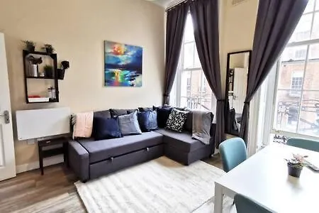 Great Central Location 1Bed Apt Off Oconnell St Dublin 0*,